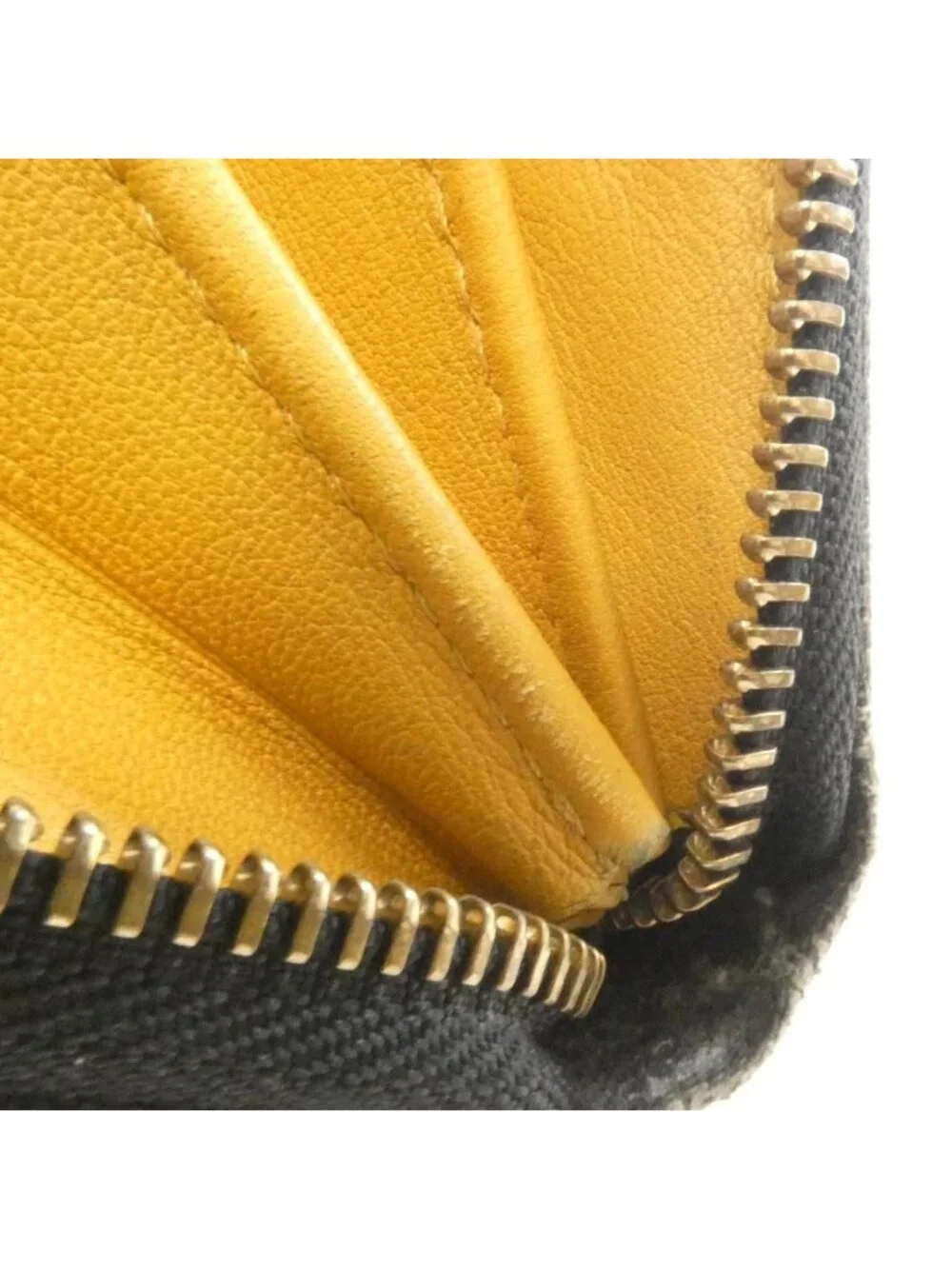 Louis Vuitton this authentic